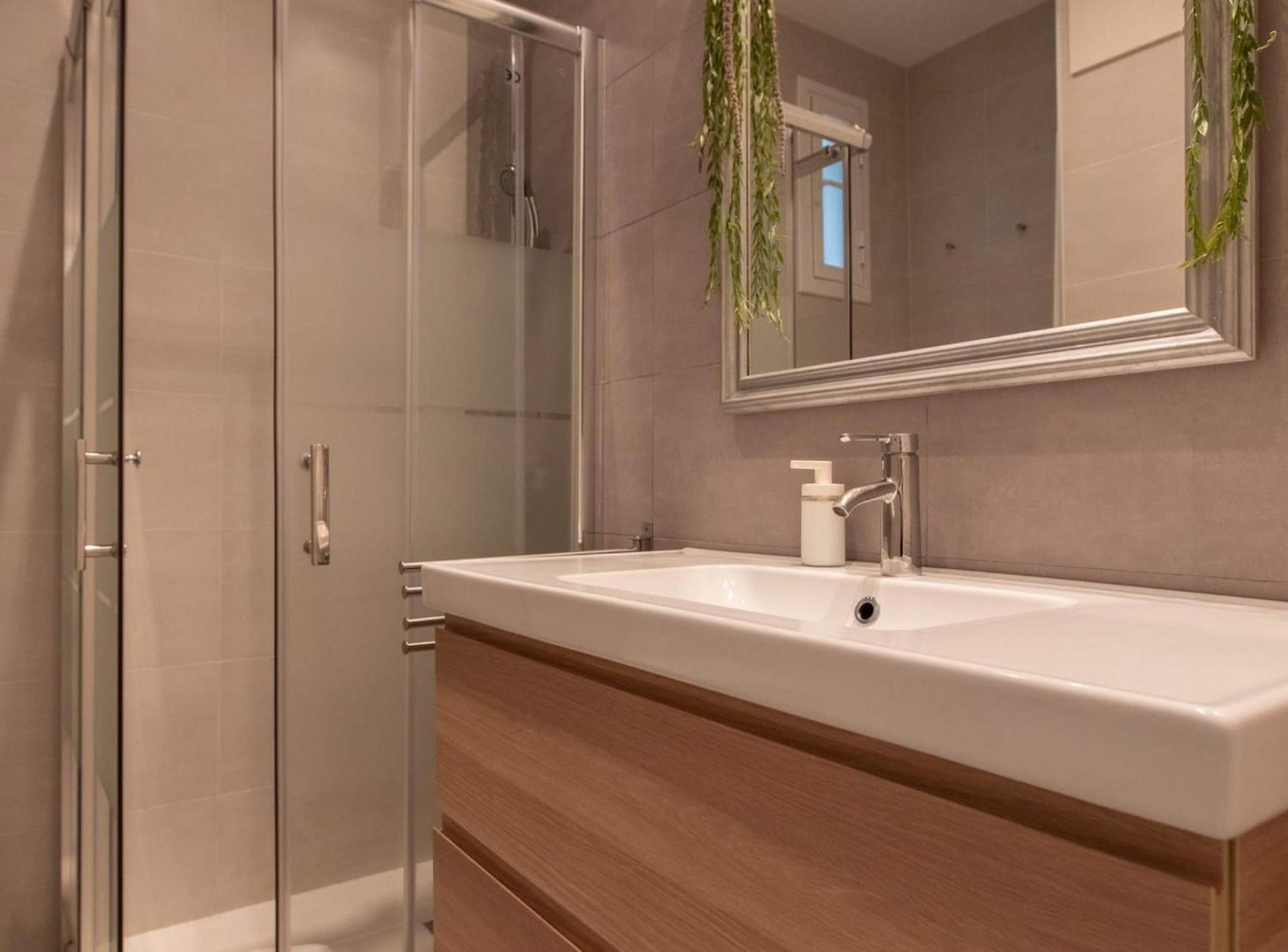 Pere Serafi 2 Bedroom Apartment Barcelona Exterior photo